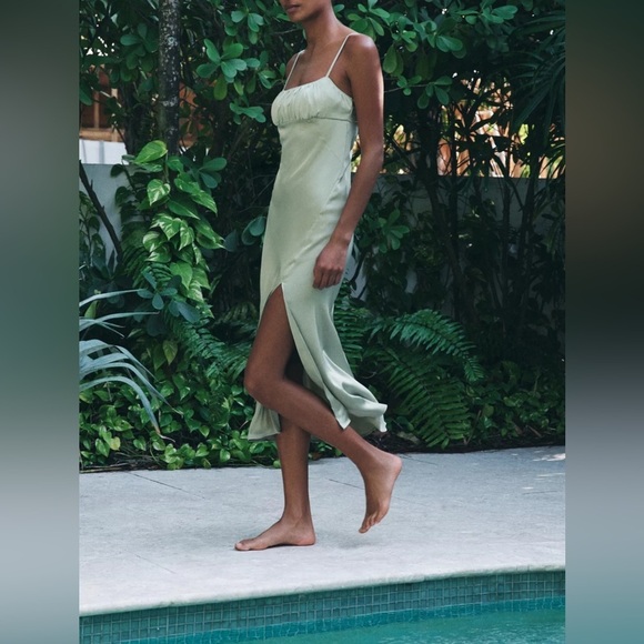 Zara satin slim dress ▫️ - Picture 4 of 6